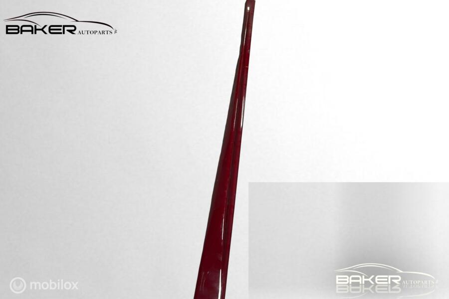 Zijskirt links Alfa Romeo Giulietta ('10-'21) 18071339