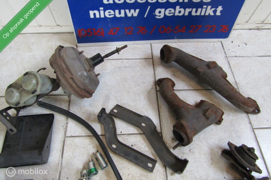 hoofd rempomp + verdeler + uitlaatspruitstuk  Commodore B