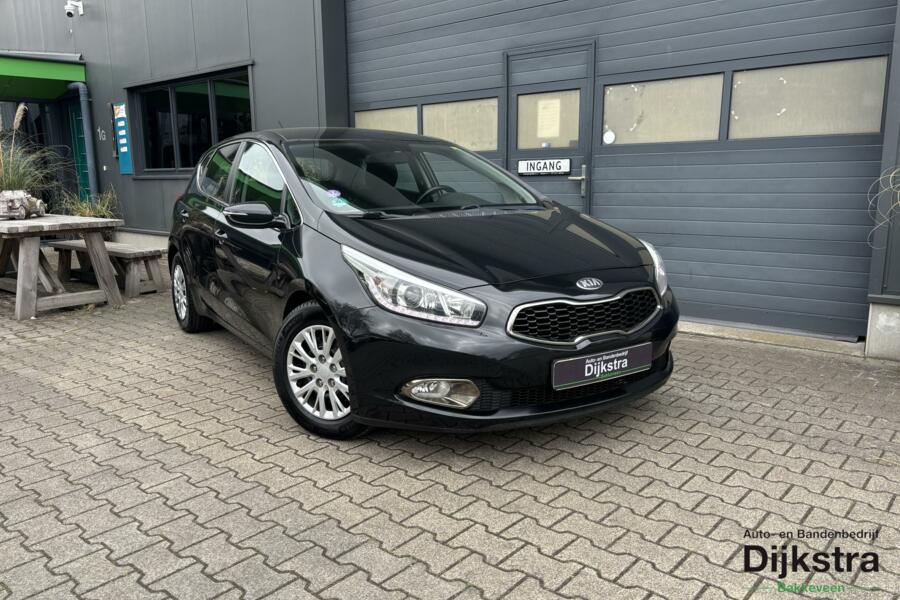Kia Cee'd 1.6 GDI 20th Anniversary Airco/ Cruise Control/ Navigatie!!