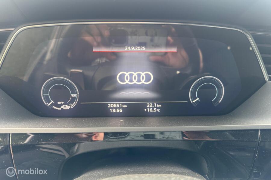 Audi e-tron 50 quattro S edition 22inch Pano Trekhaak