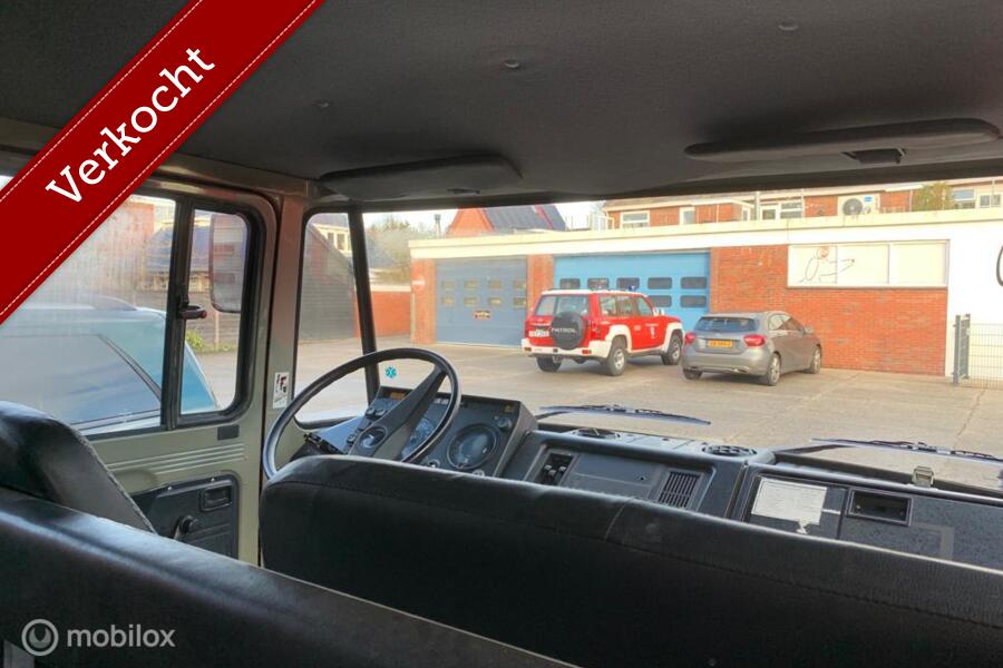 Mercedes 409  1982  brandweer 16000 km camper