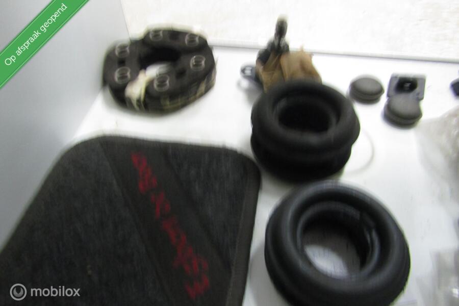 Draagarmrubber staartstuk rubber Manta  Ascona Kadett 74-90