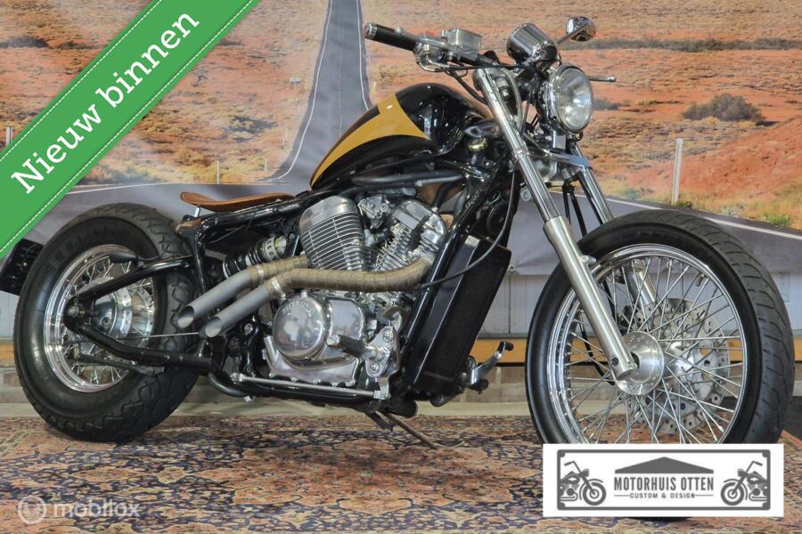CLEAN BOBBER Honda VT 600 VLX VT600