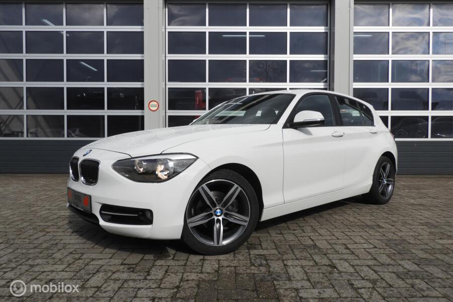 BMW 1-serie 116i Business+ Limited Edition Sportstoelen