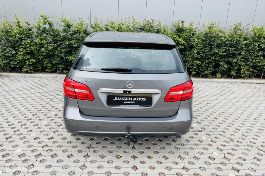 Mercedes B-klasse 180 Ambition Clima Trekhaak