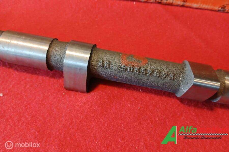 Nokkenas origineel inlaatnokkenas Alfa Romeo 155 ('92-'97) 60557673