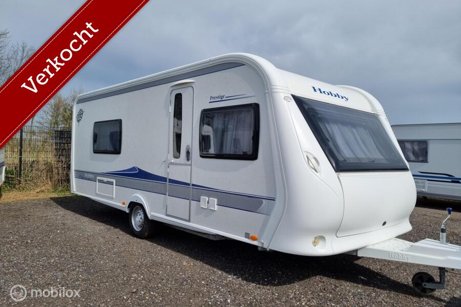 HOBBY PRESTIGE 560WLU 2010.ENKELEBEDDEN,DOUCHE,VOORTENT,LUXE