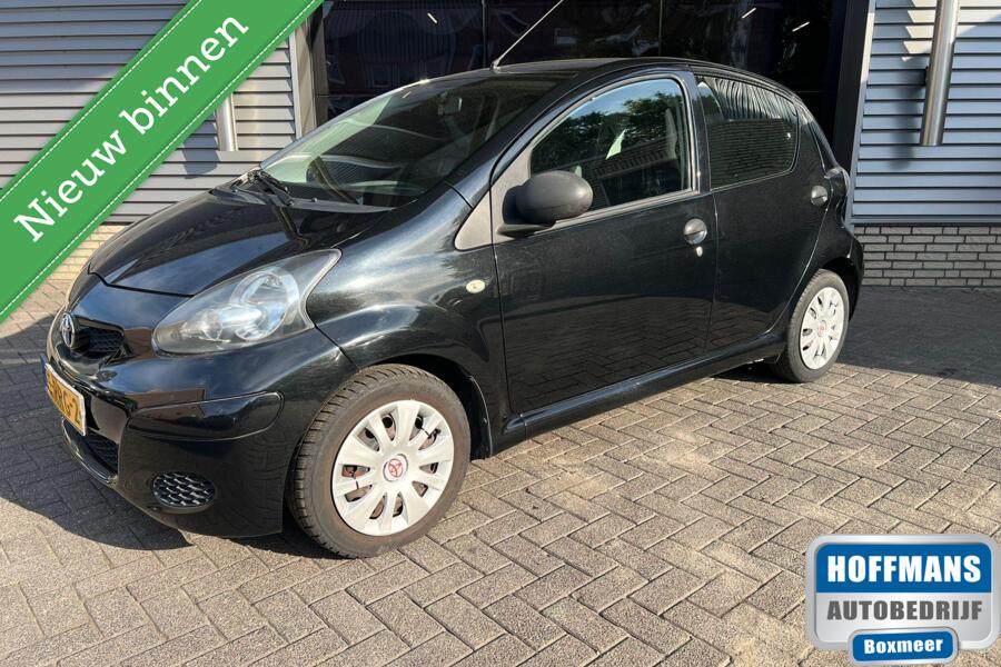 Toyota Aygo 1.0-12V Now