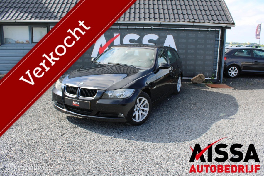 BMW 3-serie Touring 318i Business Line Navi/trekhaak/PDC