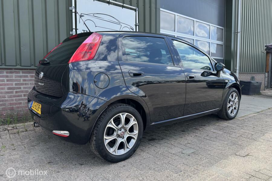 Fiat Punto Evo 0.9 TwinAir Lounge|Airco|Cruise|Lm velgen|PDC|
