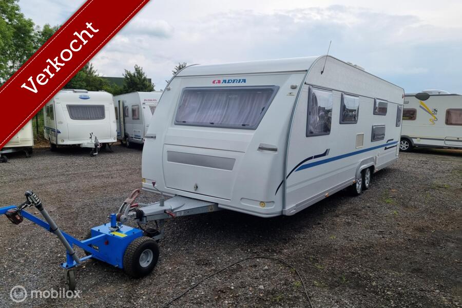 ADRIA CLASSICA 743 UT 2009 STAPELBED,VOORTENT,MOVER, 8 PERS