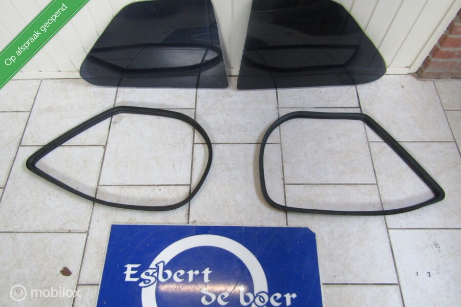 set vaste achterramen + rubber Opel Ascona B 2 deurs