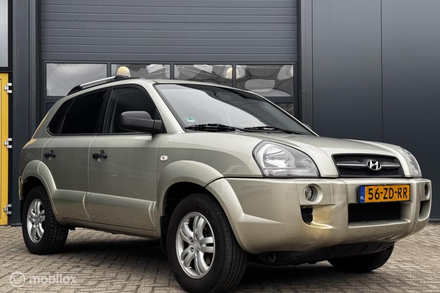 Hyundai Tucson 2.0i | Airco | trekhaak | cruise |