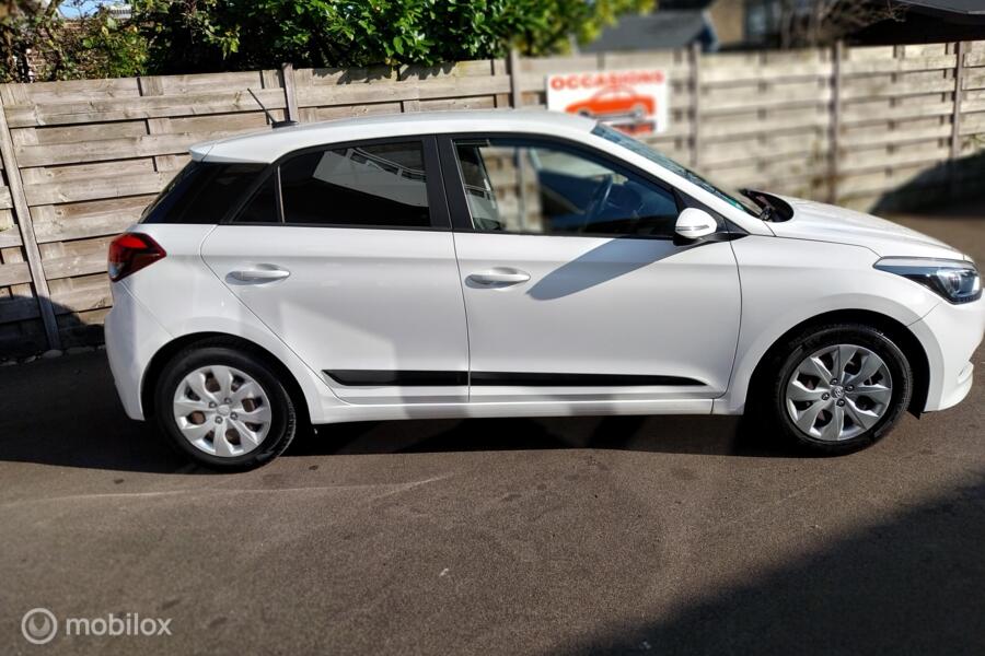 Hyundai i20 1.0 T-GDI Black Edition