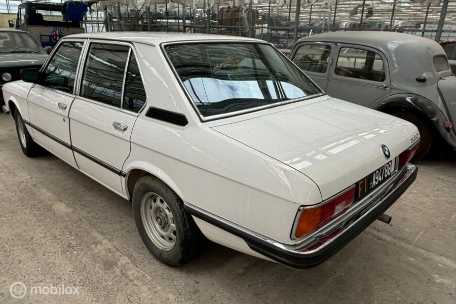BMW 520-6