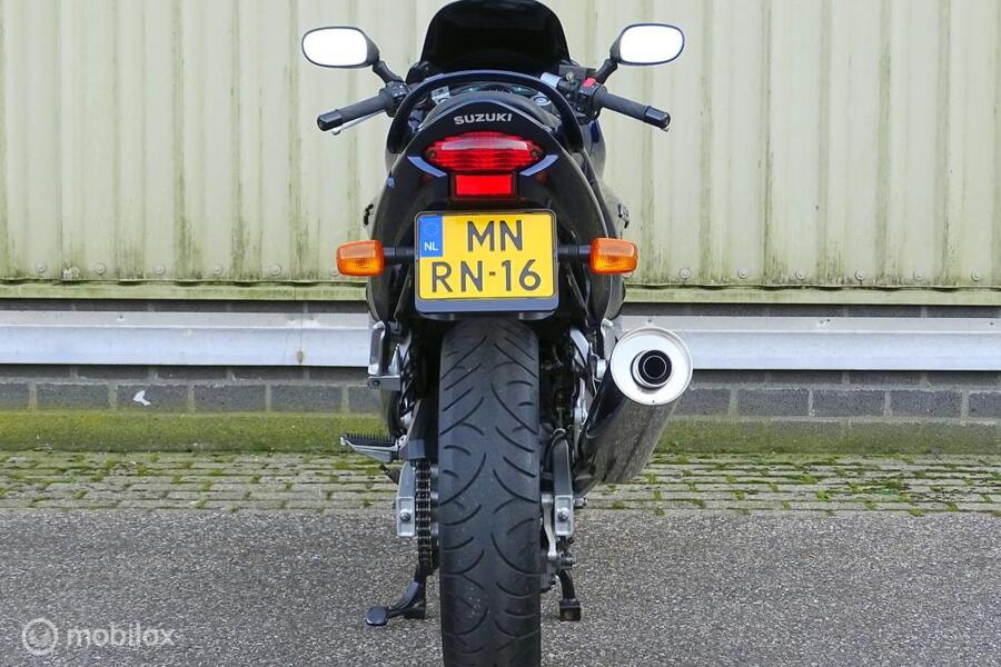 Suzuki GSX 750 F