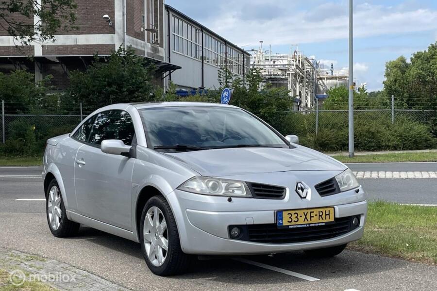Renault Mégane coupé cabriolet 1.6-16V Tech Line Karmann | Lederen bekleding | Panoramadak | Climate Control | Xenon