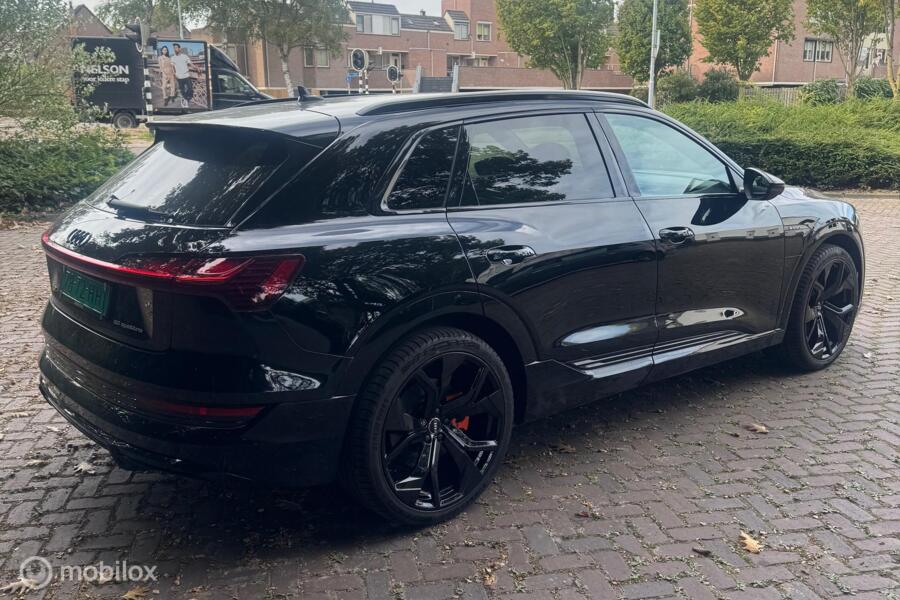 Audi e-tron 50 quattro S edition 22inch Pano Trekhaak