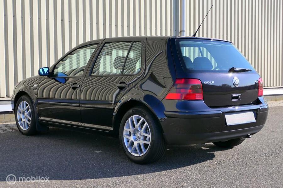 Volkswagen Golf 1.8-20V GTI Turbo - uniek