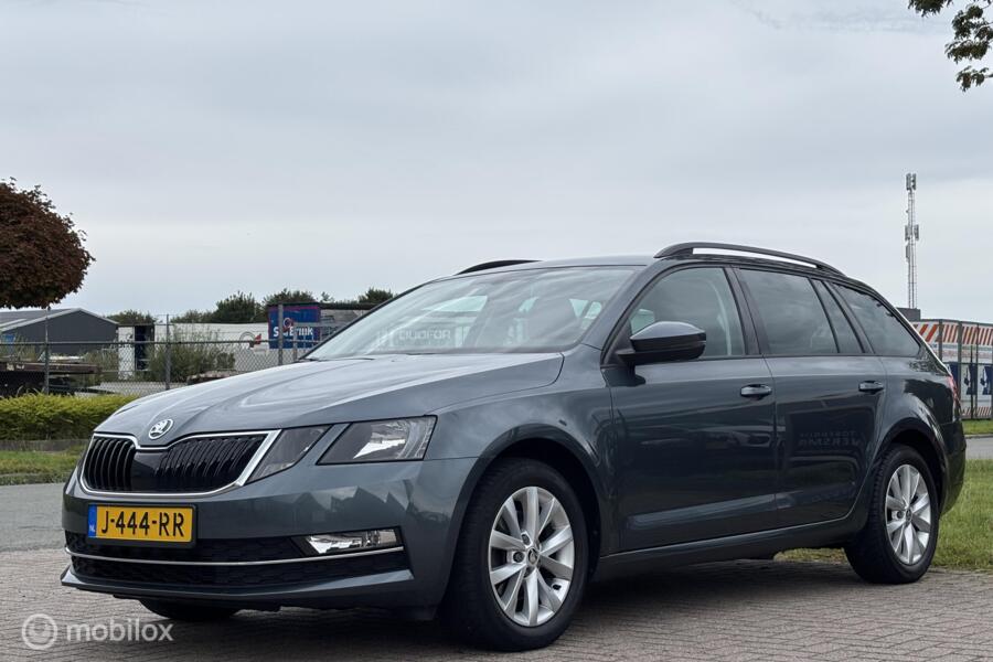Skoda Octavia Combi 1.0 TSI Greentech Sport Business Carplay trekhaak