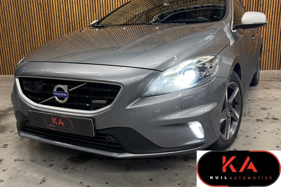 Volvo V40 2.0 D4 R Design 190PK 2014 Grijs Navi/Leder/Camera