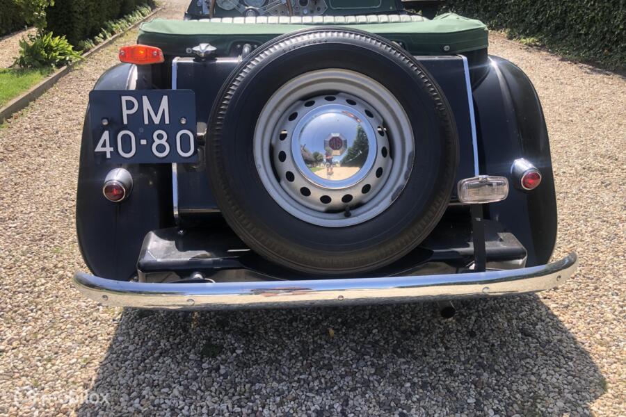 MG TD Roadster