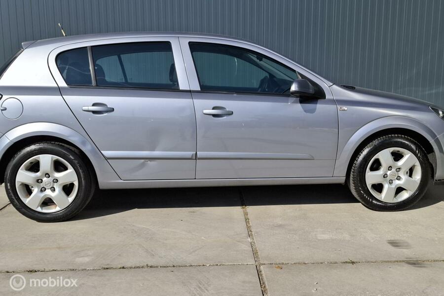 Opel Astra 1.6 Edition