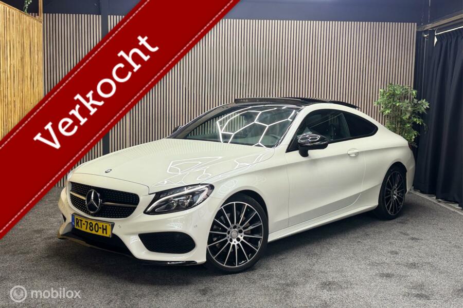 Mercedes C-klasse Coupé 180 AMG Line |Pano|Camera|Led|