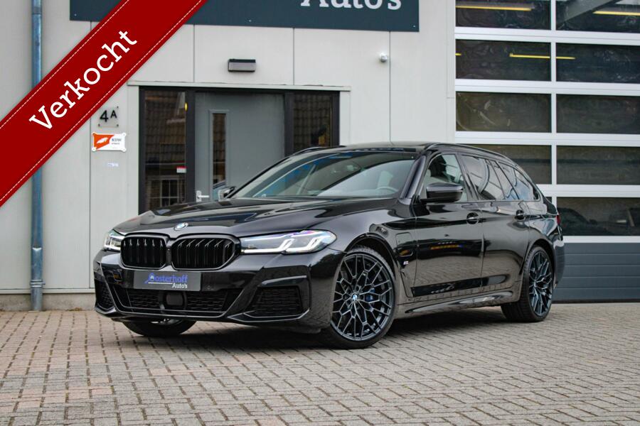 BMW 5-serie Touring 530e High Executive M-sport HUD|PANO|LASER