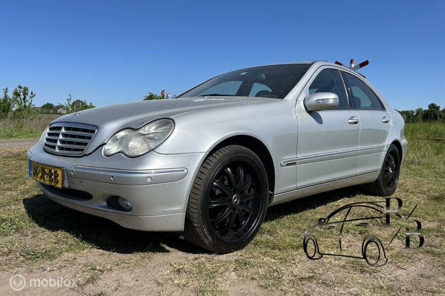 Mercedes C-klasse 270 CDI Elegance AIRCO NAVI CRUISE PARK SENS