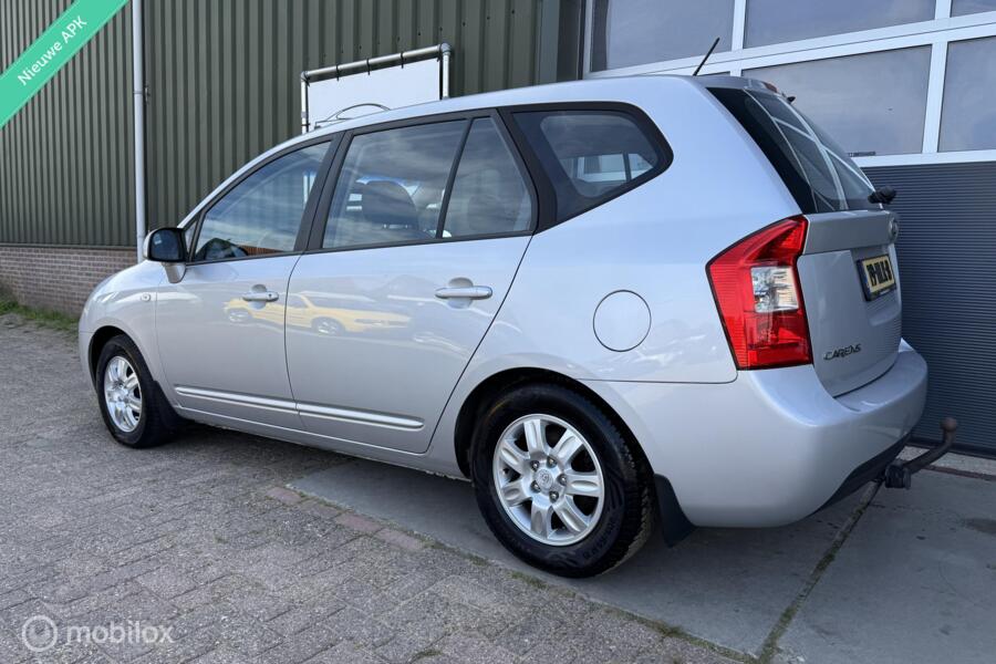 Kia Carens 2.0 CVVT X-tra|Airco|Lm velgen|Trekhaak|APK nieuw|