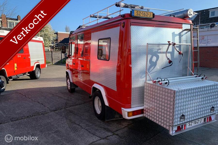 verkocht  Mercedes 609 Vario  Gratis C rijbewijs!!