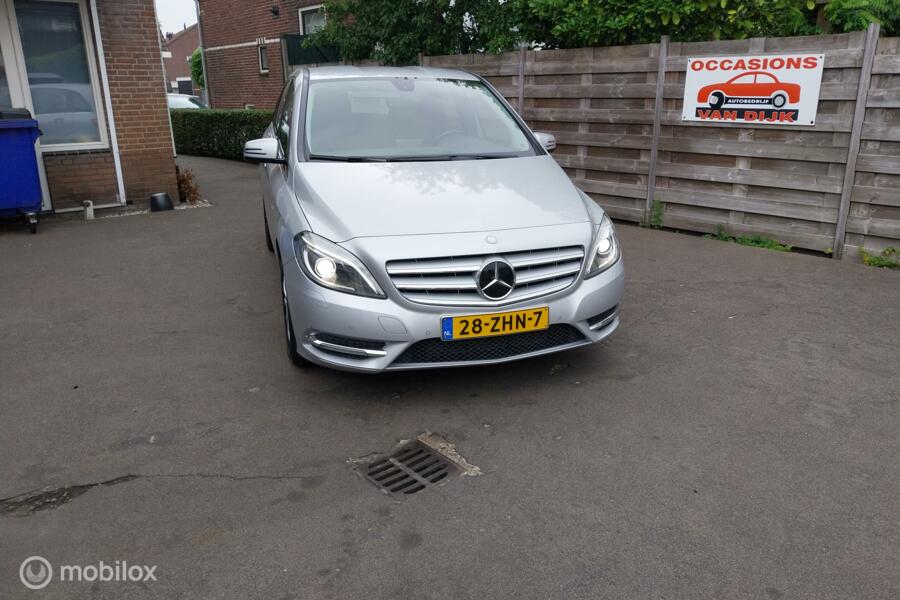 Mercedes B-klasse 180 Ambition