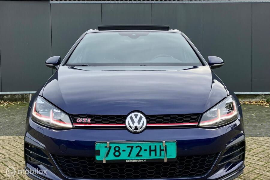 Volkswagen Golf 2.0 TSI GTI Performance/pano/dynaudi/leer