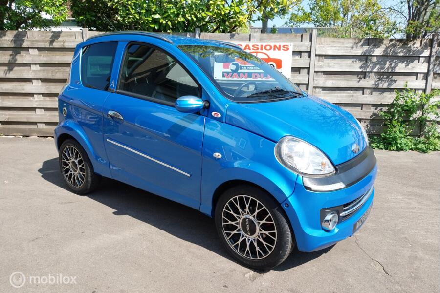 Microcar Brommobiel M.GO Paris Dci