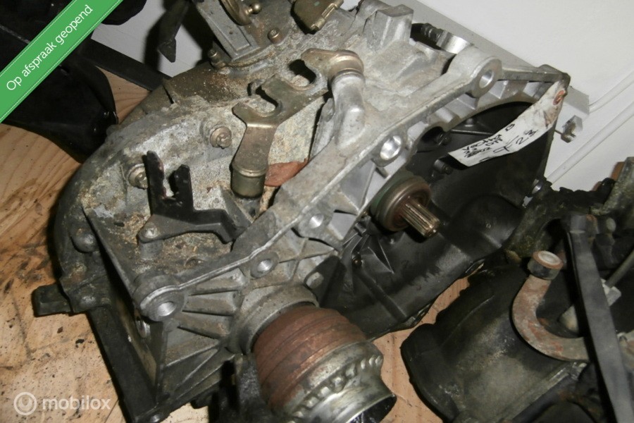 Versnellingsbak Opel Vectra B 2,2/16V  F23