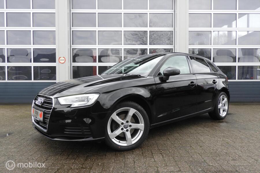 Audi A3 Sportback 30 TFSI Design Xenon