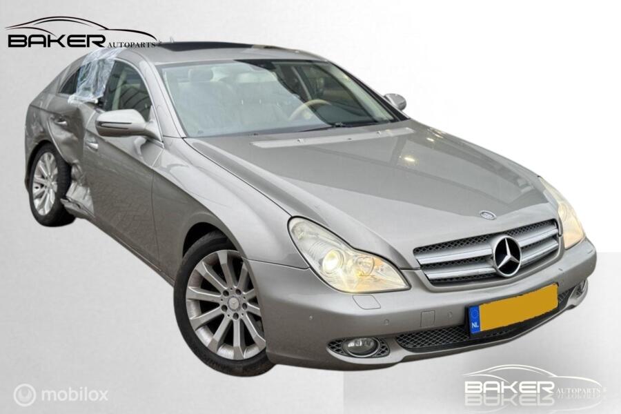 Koplamp rechts Mercedes CLS-klasse C219  ('04-'10)