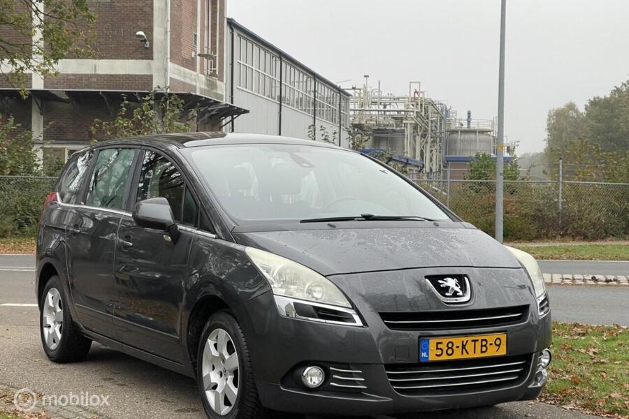 Peugeot 5008 1.6 THP ST 5p. | Panoramadak | NL&NAP | Trekhaak | Cruise Control | Navigatie