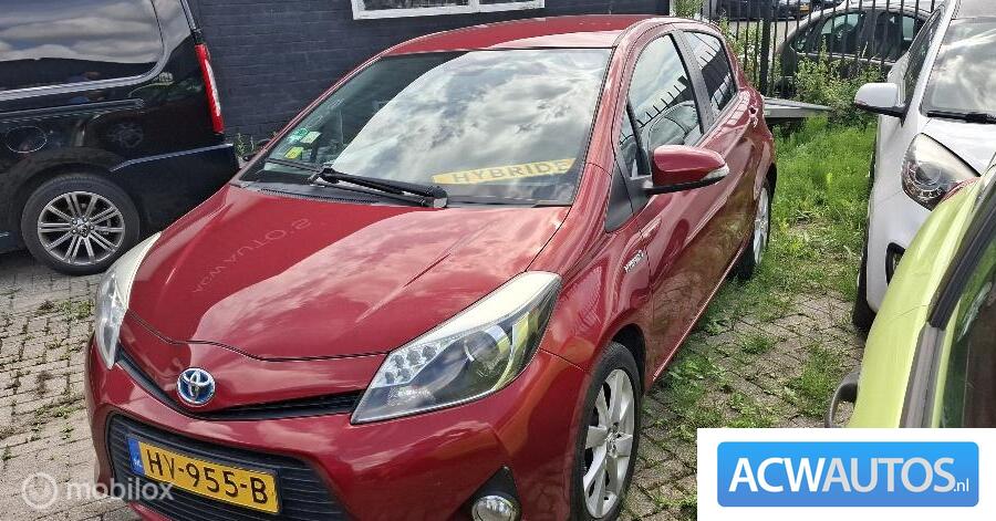 Toyota Yaris 1.5 Full Hybrid Dynamic ( schade)