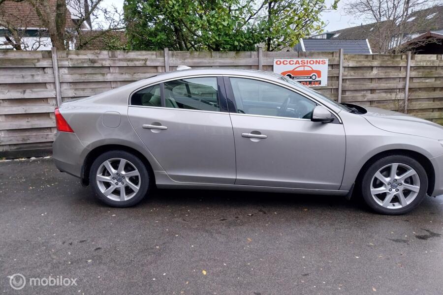 Volvo S60 1.6 T3 Summum