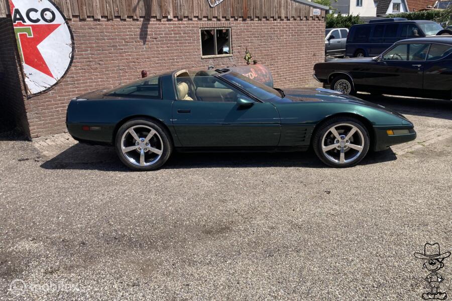 Chevrolet USA Corvette 5.7 Coupé  LT1 targa