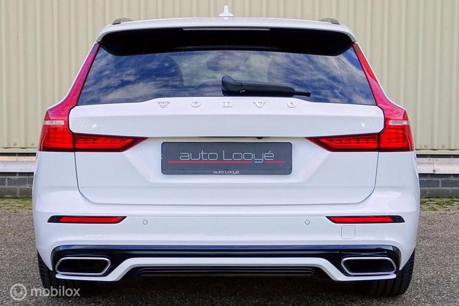 VOLVO V60 B4 R-Design