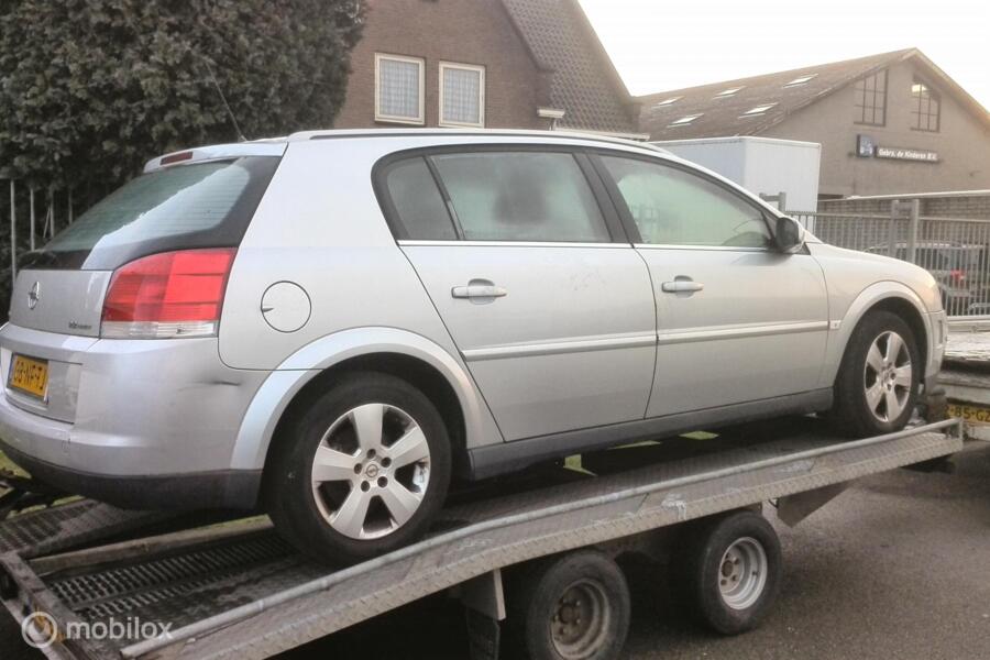 Opel Signum 2.2 Benzine ('03-'08)
