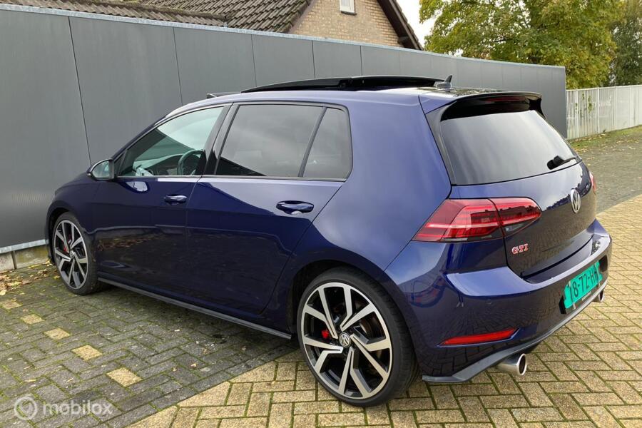 Volkswagen Golf 2.0 TSI GTI Performance/pano/dynaudi/leer
