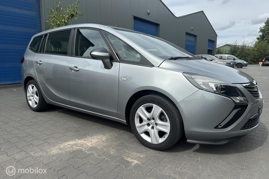 Opel Zafira Tourer 1.4 / 2015 / zeer netjes !