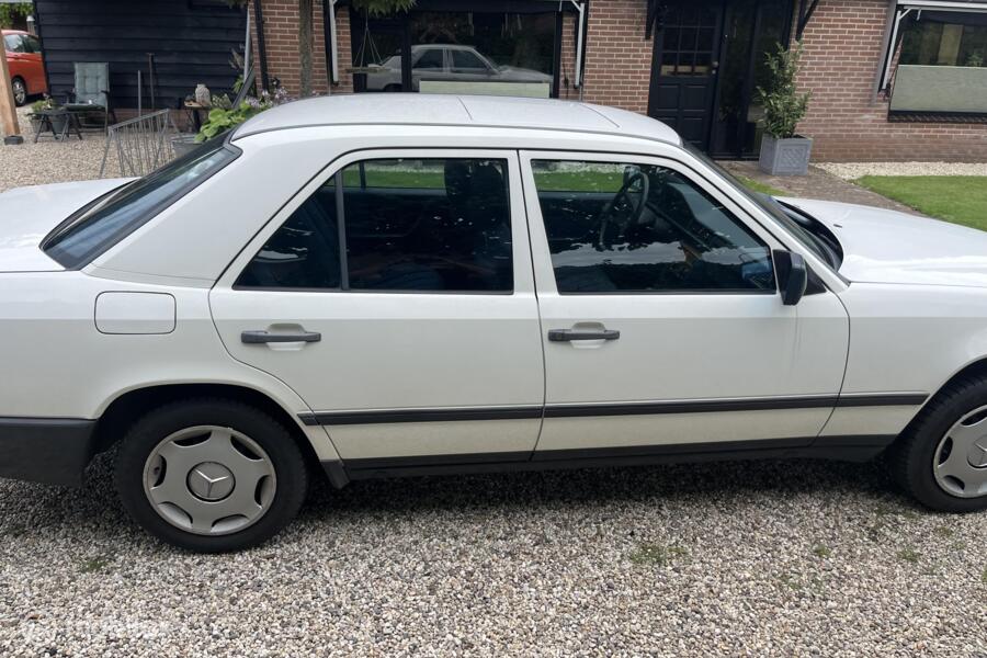 Mercedes 200 Automaat 140000km