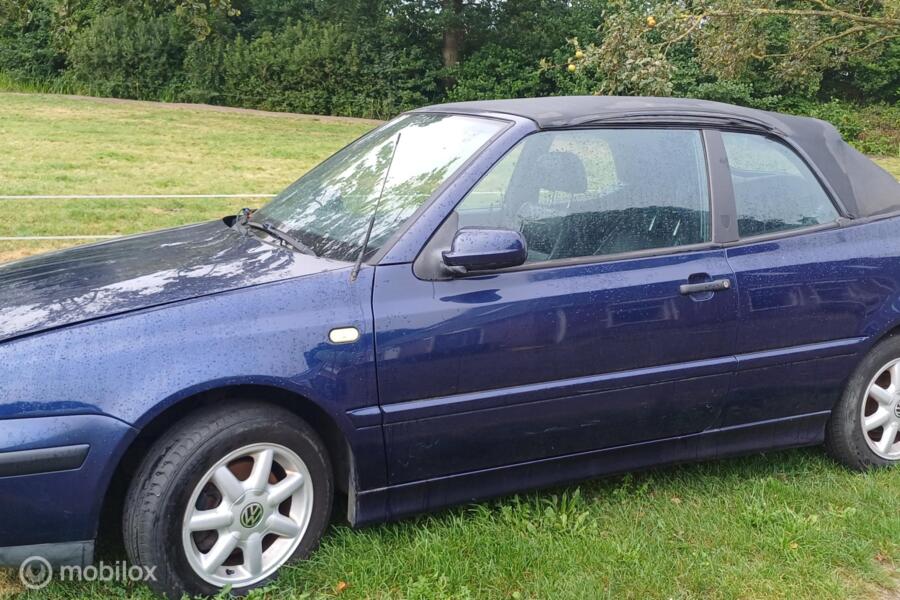 Volkswagen golf IV Cabrio 1.6
