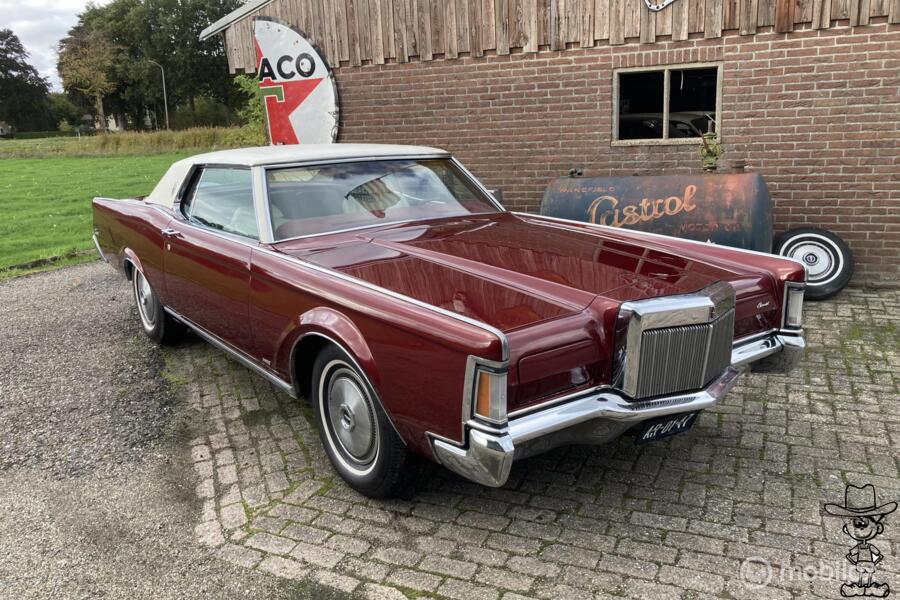 Lincoln Continental mkIII coupe