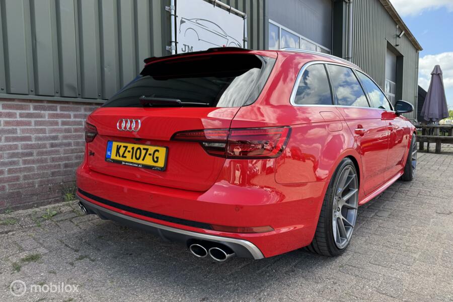 Audi S4 Avant 3.0 TFSI Quattro|Pano|B&O|Virtual|Milltek|PDC|